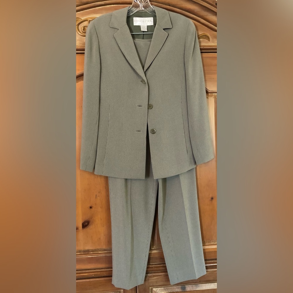 Doncaster 2-piece casual suit